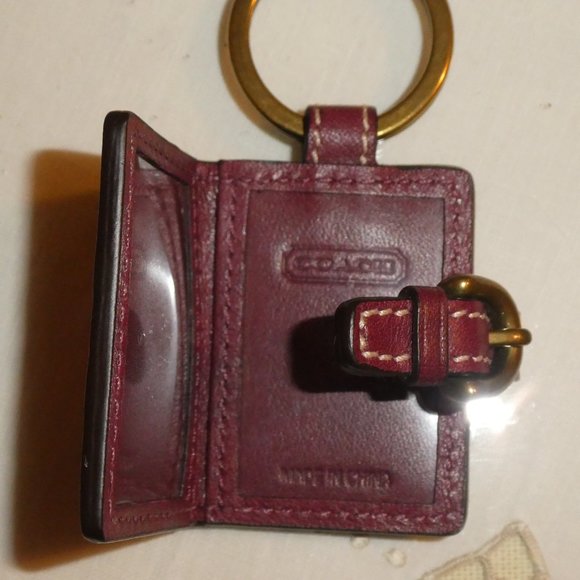 NEW COACH LEATHER & SUEDE KEYRING WITH PICTURE FRAMES - Picture 2 of 3
